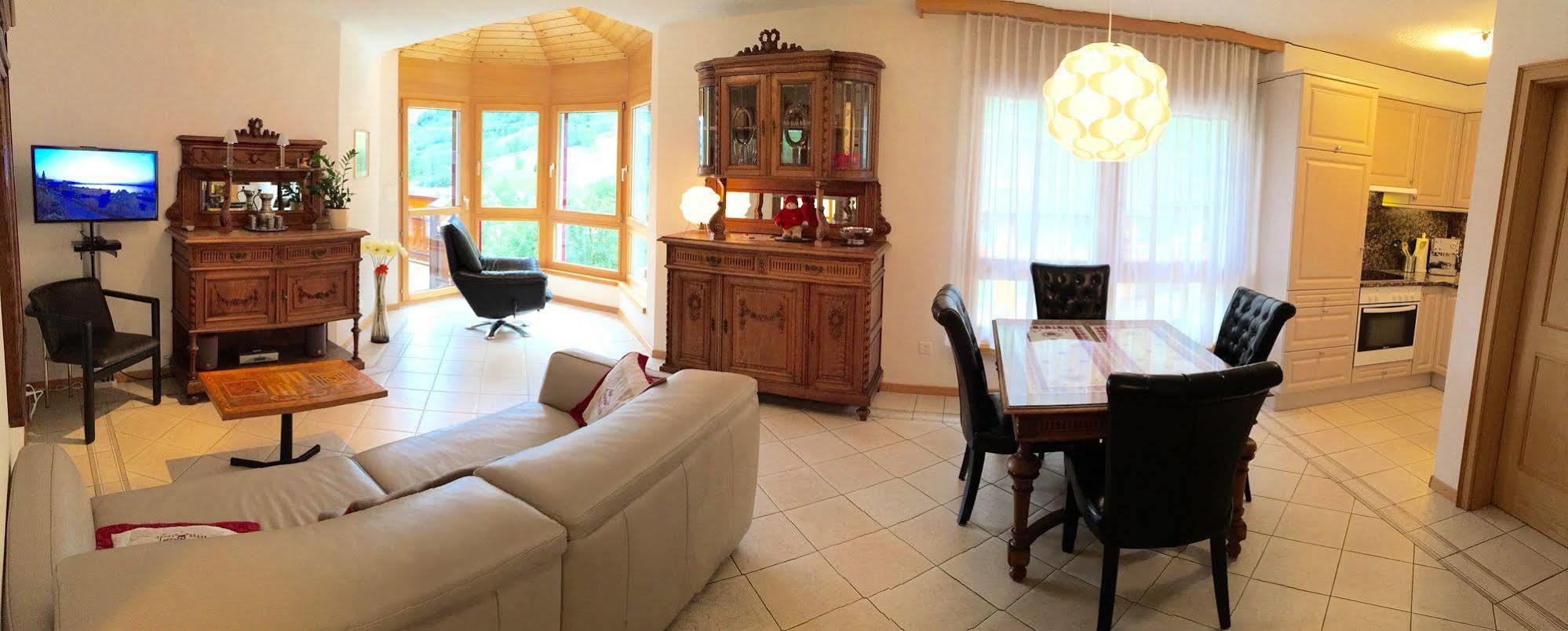 Chateau ลอยเคอร์บัด ภายนอก รูปภาพ